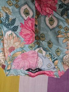 Beautiful Floral Print Kurta