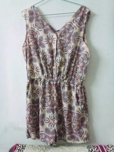 Paisley Print short jumpsuit.