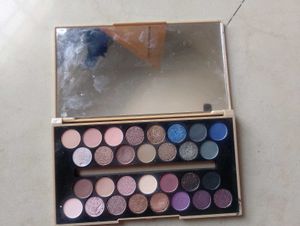 Eyeshadow Palette