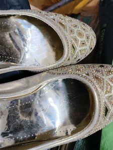 Embellished Golden Ballet heal