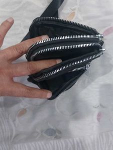 Stylish Crossbody Mobile Sling Bag w Detchable