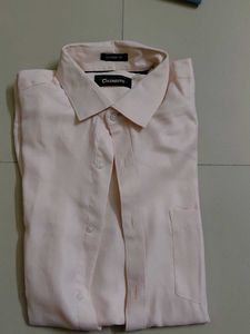 Men's Classic Fit Pink Dress Shirt
