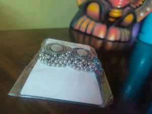 Oxidised earring..