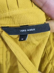 Vero Moda Mustard Sleeveless Pleated Top