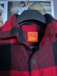 checks red sweat shirt