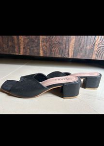Chic Black Block Heel Mules