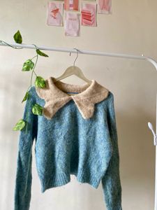 Cozy Blue Knit Sweater with Peter Pan Collar