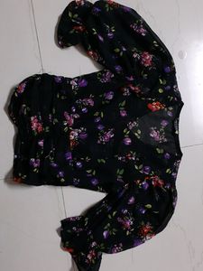 Black Clinched Top