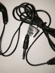 Micromax OG Type - A Charger &amp; Earphones