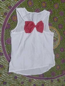 Chic White Sleeveless Top