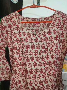 Chic Floral Print Loose Fit Short Kurti
