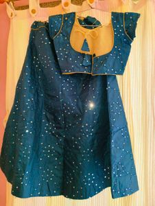 Lehenga Choli with Mirror Work(9-10 yrs)