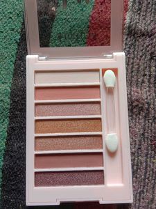 Shryoan Cosmetics 7 Color Eyeshadow Palette