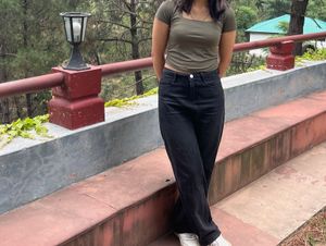 Stylish Black Jeans