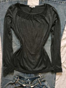 grey fitted cute top