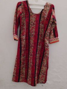 Red &amp; Gold Embellished Salwar Kameez