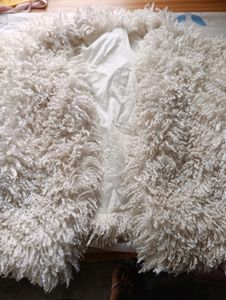 Furry Winter Cream Shrug