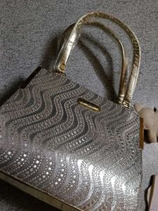 Stylish Silver-toned Handbag
