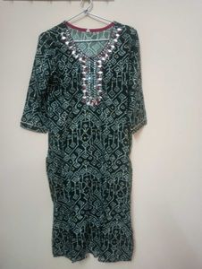 Embellished Bandhani Print Kurta