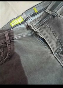 Stylish Grey Wash Denim Jeans