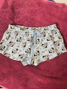 Women shorts