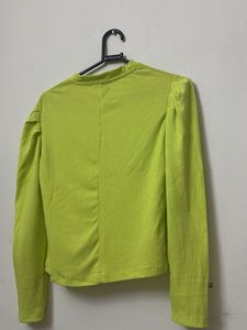 Ribbed Puff Sleeve Top