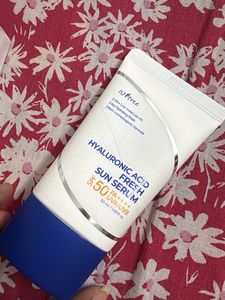 Isntree Hyaluronic Acid Fresh Sun Serum SPF 50