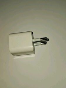 Apple Power Adapter pick up 1