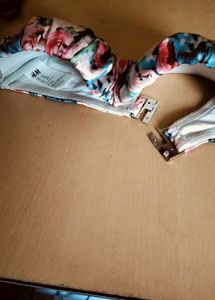 Floral Print Strapless Bra