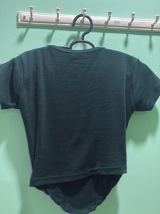 Stylish Dark Green Cropped Top