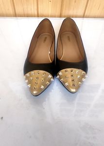Casual Shoes Outryt, Size 6(39)