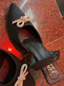 Black Bow Heels