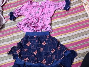 Girls' Outfit Set - Top &amp; Skirt