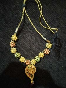 Vintage Floral Necklace