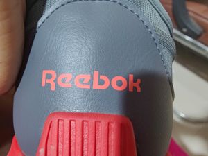 Reebok Men Casual Shoes. Unused. No Coins.
