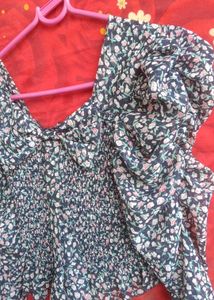 Floral Smocked Puff Sleeve Top