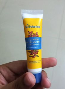 St.Botanica Goji Berry DayCream + SPF 15 With VitC