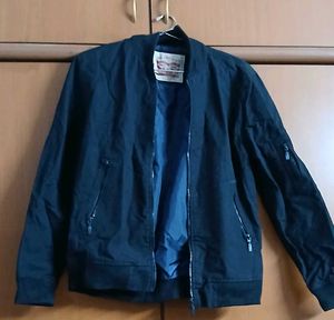 Levi's Stylish Black Bomber Jacket - Size