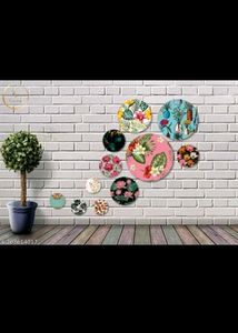 Walk Decor