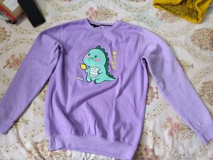 Cute Dinosaur Graphic Sweatshirt