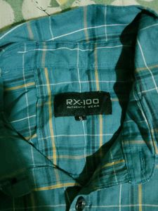 Men's Plaid Long-Sleeve Shirt