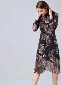 Black Floral Print Dress 💐🛒