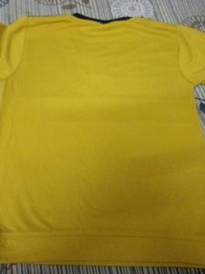 Stylish Graphic Print T-Shirt