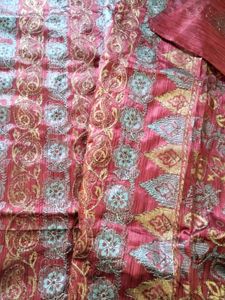 Art silk Saree with all over zari work ❤️