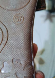 Any two Flat Sandle no. 5 it's old