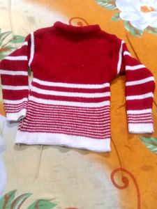 Cute Red &amp; White Striped Sweater