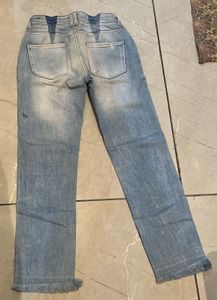 Distressed Light Wash Frayed Hem Jeans
