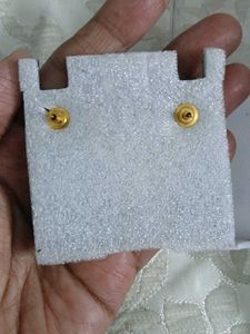 Gold Pendant Set with Earrings