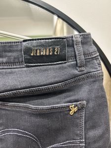 JEALOUS 21 Super Skinny Jeans