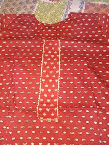 Maroon Printed Kurti👀( SIZE- L)